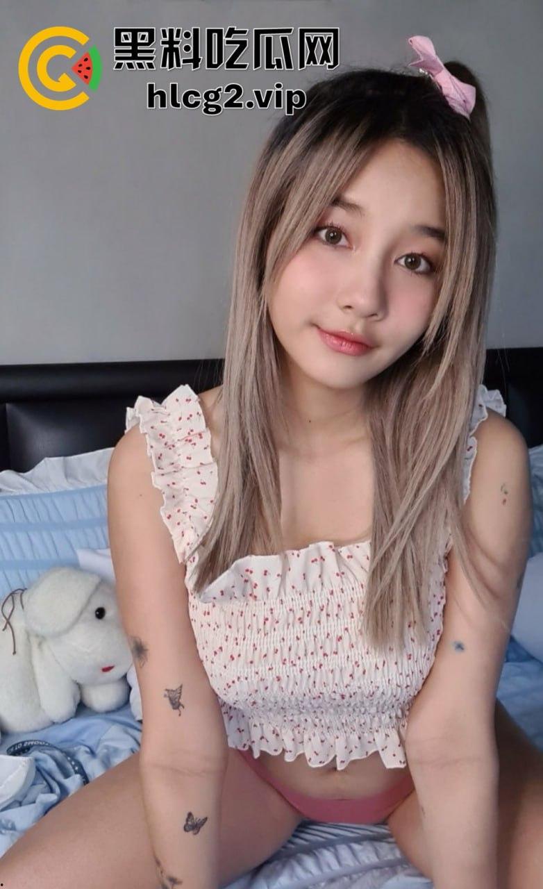 9月重磅！清纯电竞网红irisada大尺度私拍流出，丰满大奶无毛小穴自摸爽得潮喷！-14